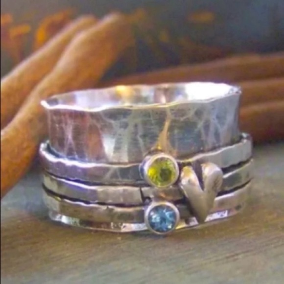 Sundance Jewelry - 9.25 Sterling Siver Semiprecious Stones Handcrafted Ring Size 9